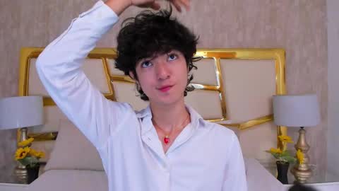 Snapshot of elliotvolkov chatting on 12-20-25, 03:08 elliotvolkov online show from 12-20-25, 03:08