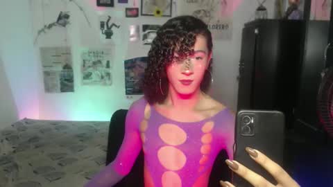  . online show from 11-11-25, 12:10