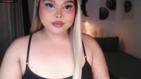 Ellise online show from 07-26-26, 04:53