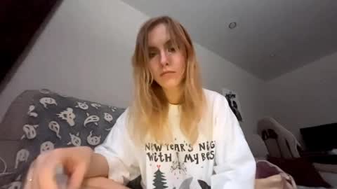 Snapshot of ellissvensen chatting on 04-03-26, 03:43 Alisandra online show from 04-03-26, 03:43