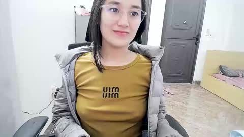 Snapshot of ellsa9x chatting on 02-11-26, 02:49 ellsa9x online show from 02-11-26, 02:49