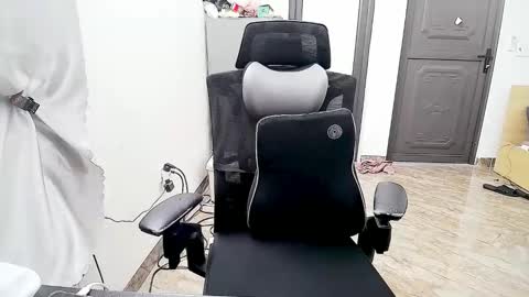 Snapshot of ellsa9x chatting on 02-25-26, 02:43 ellsa9x online show from 02-25-26, 02:43