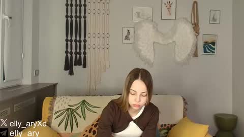 elly_ary online show from 01-12-26, 09:31