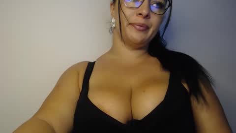 Denise online show from 09-19-25, 03:34