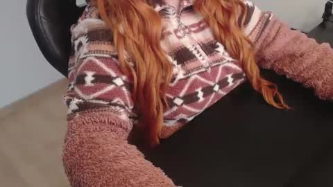 Elly online show from 11-24-25, 12:27