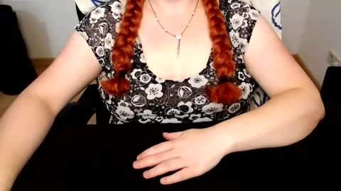 Elly online show from 07-12-26, 06:37