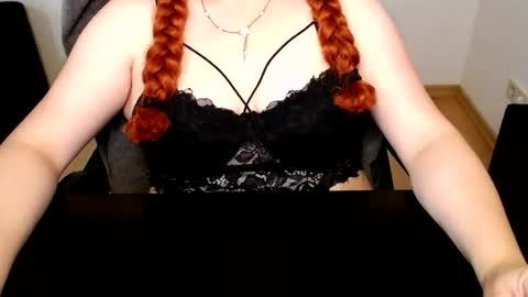 Elly online show from 07-16-26, 06:52