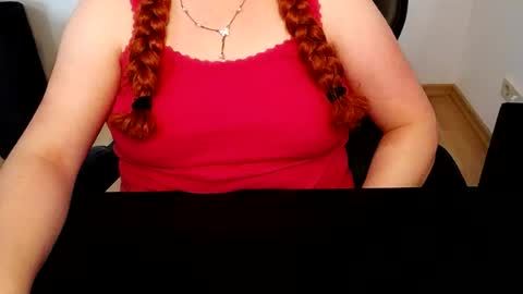 Elly online show from 07-17-26, 06:53