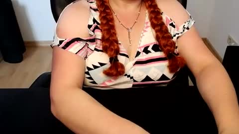 Elly online show from 07-20-26, 11:23