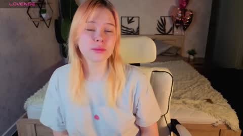 ellya_castro online show from 03-08-26, 12:41
