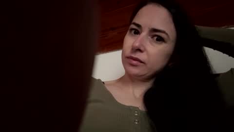 Snapshot of ellyadavis chatting on 11-30-25, 07:56 ellyadavis online show from 11-30-25, 07:56