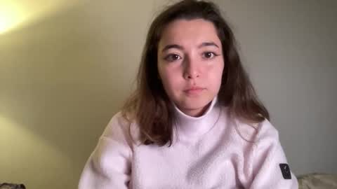 Snapshot of ellynella chatting on 10-10-25, 09:14 Elina online show from 10-10-25, 09:14