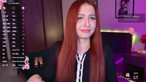 Snapshot of ellypeach chatting on 11-28-25, 07:38 EllyPeach online show from 11-28-25, 07:38