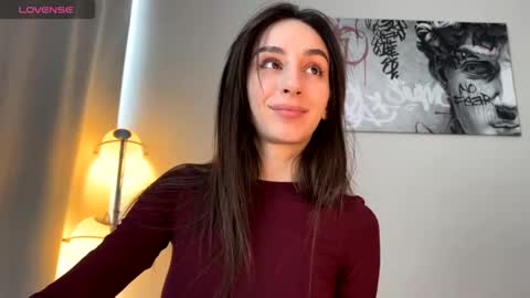 Snapshot of ellzabeth_ellison chatting on 02-12-25, 07:02 Im online Fri Sun Mon Tue Thu Fri Sat3 from 1000 online show from 02-12-25, 07:02