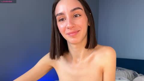 Snapshot of ellzabeth_ellison chatting on 02-27-25, 06:29 Im online Fri Sun Mon Tue Thu Fri Sat3 from 1000 online show from 02-27-25, 06:29