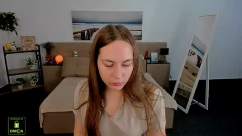 Snapshot of elma_lily chatting on 09-16-25, 05:52 elma_lily online show from 09-16-25, 05:52
