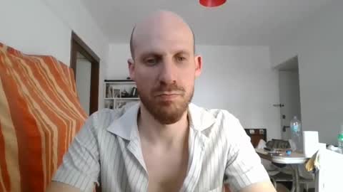 Snapshot of elmatirestrepo chatting on 12-20-24, 07:39 Mati Restrepo online show from 12-20-24, 07:39