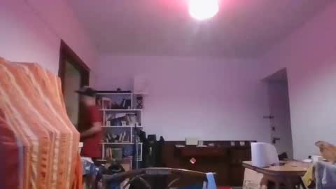 Snapshot of elmatirestrepo chatting on 12-22-24, 01:01 Mati Restrepo online show from 12-22-24, 01:01