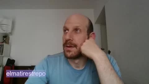 Snapshot of elmatirestrepo chatting on 10-12-25, 04:06 Mati Restrepo online show from 10-12-25, 04:06