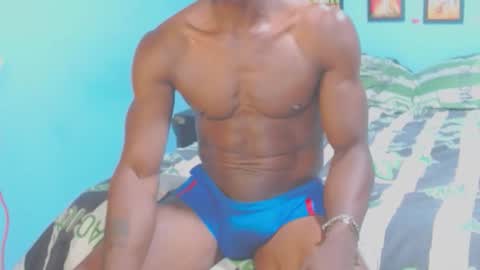 Snapshot of elmiltonnjakee chatting on 02-12-26, 02:39 elmiltonnjakee online show from 02-12-26, 02:39