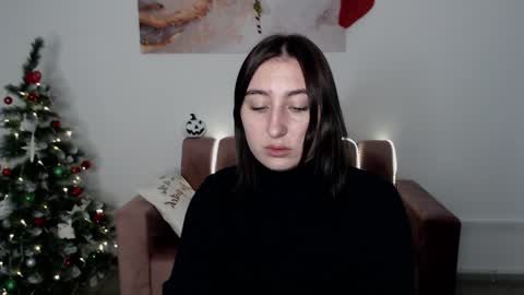 Snapshot of elmirapowers chatting on 12-12-24, 12:44 elmirapowers online show from 12-12-24, 12:44