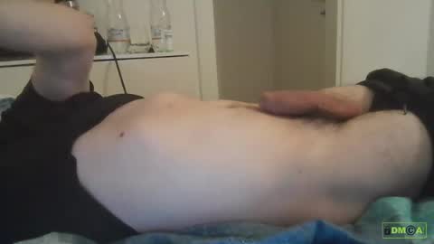 Snapshot of elmoro101 chatting on 04-28-26, 08:03 elmoro101 online show from 04-28-26, 08:03