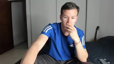 Snapshot of elnenedearg chatting on 09-30-25, 12:15 elnenedearg online show from 09-30-25, 12:15