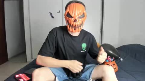 Snapshot of elnenedearg chatting on 10-27-25, 01:53 elnenedearg online show from 10-27-25, 01:53