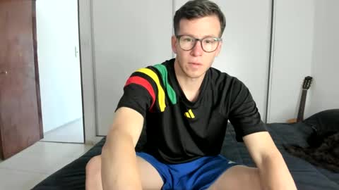 Snapshot of elnenedearg chatting on 11-02-25, 04:20 elnenedearg online show from 11-02-25, 04:20