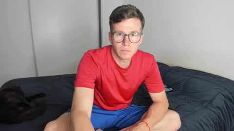 Snapshot of elnenedearg chatting on 12-15-25, 12:59 elnenedearg online show from 12-15-25, 12:59