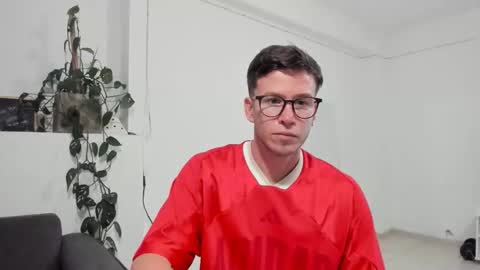 Snapshot of elnenedearg chatting on 04-03-26, 01:58 elnenedearg online show from 04-03-26, 01:58