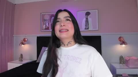 Elodie  online show from 12-04-25, 11:52