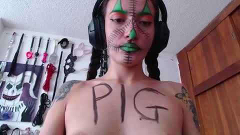 Snapshot of eloise_brown_ chatting on 02-01-25, 08:47 Chelsea Please help me to reach 100 thumbs up online show from 02-01-25, 08:47