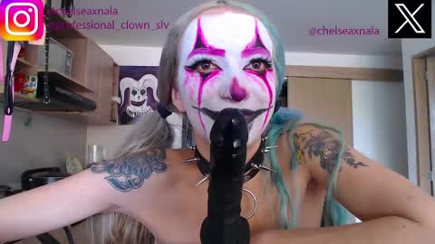 Snapshot of eloise_brown_ chatting on 09-13-25, 07:35 Chelsea Please help me to reach 100 thumbs up online show from 09-13-25, 07:35