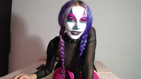 Snapshot of eloise_brown_ chatting on 11-09-25, 07:23 Chelsea Please help me to reach 100 thumbs up online show from 11-09-25, 07:23