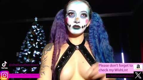 Snapshot of eloise_brown_ chatting on 12-17-25, 12:05 Chelsea Please help me to reach 100 thumbs up online show from 12-17-25, 12:05