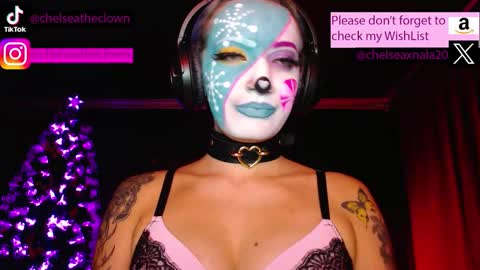 Snapshot of eloise_brown_ chatting on 12-21-25, 04:08 Chelsea Please help me to reach 100 thumbs up online show from 12-21-25, 04:08