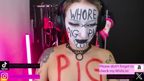 Snapshot of eloise_brown_ chatting on 01-19-26, 06:06 Chelsea Please help me to reach 100 thumbs up online show from 01-19-26, 06:06