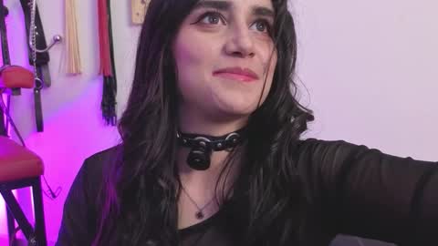 Snapshot of elowen_halley1 chatting on 01-10-26, 07:15 elowen_halley1 online show from 01-10-26, 07:15