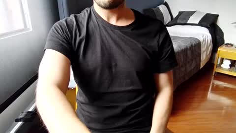 Snapshot of elriclust chatting on 11-19-25, 07:14 elriclust online show from 11-19-25, 07:14