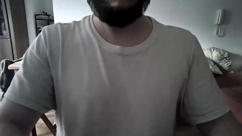 Snapshot of elriclust chatting on 02-05-26, 10:47 elriclust online show from 02-05-26, 10:47