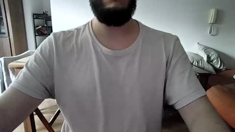 Snapshot of elriclust chatting on 02-19-26, 10:17 elriclust online show from 02-19-26, 10:17