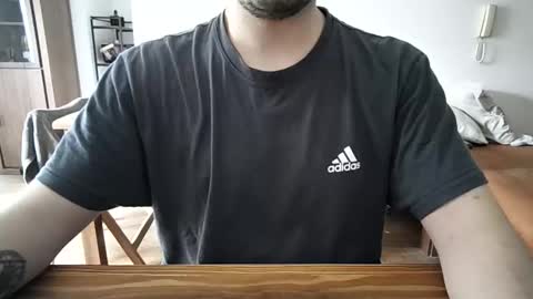 Snapshot of elriclust chatting on 03-03-26, 12:22 elriclust online show from 03-03-26, 12:22