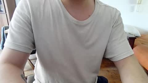 Snapshot of elriclust chatting on 03-09-26, 05:39 elriclust online show from 03-09-26, 05:39