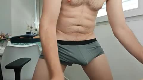 Snapshot of elrubiyo25 chatting on 07-02-26, 12:33 elrubiyo25 online show from 07-02-26, 12:33