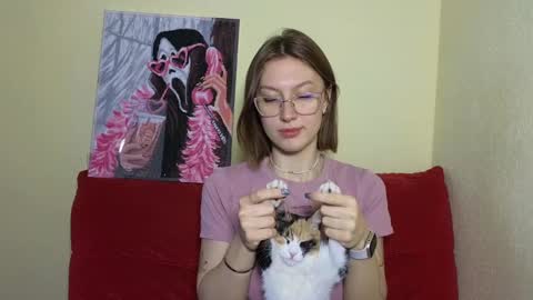 Snapshot of elsaangel chatting on 02-02-25, 03:32 elsaangel online show from 02-02-25, 03:32