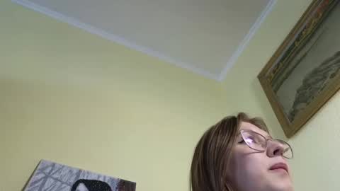 Snapshot of elsaangel chatting on 02-10-25, 07:04 elsaangel online show from 02-10-25, 07:04