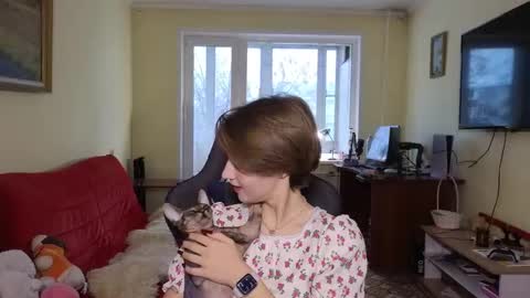 Snapshot of elsaangel chatting on 11-13-25, 02:32 elsaangel online show from 11-13-25, 02:32