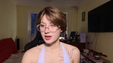 Snapshot of elsaangel chatting on 11-24-25, 01:49 elsaangel online show from 11-24-25, 01:49