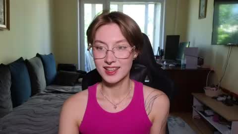 Snapshot of elsaangel chatting on 06-18-26, 07:08 elsaangel online show from 06-18-26, 07:08